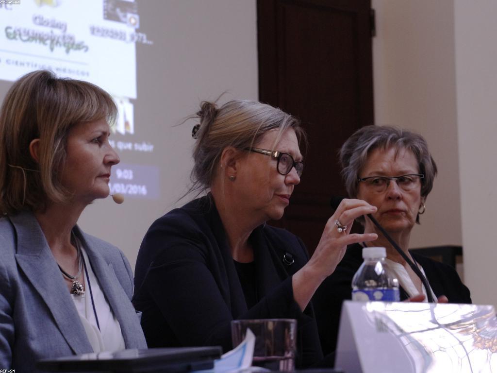 អត្ថប្រយោជន៍នៃការយកចិត្តទុកដាក់អំពីសុខភាពផ្លូវចិត្ត