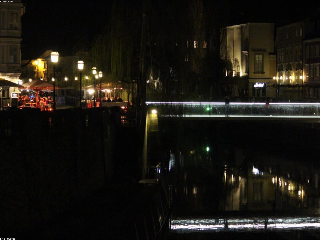 អត្ថបទអប់រំ និងផលប៉ះពាល់ក្នុងការអភិវឌ្ឍន៍សង្គម